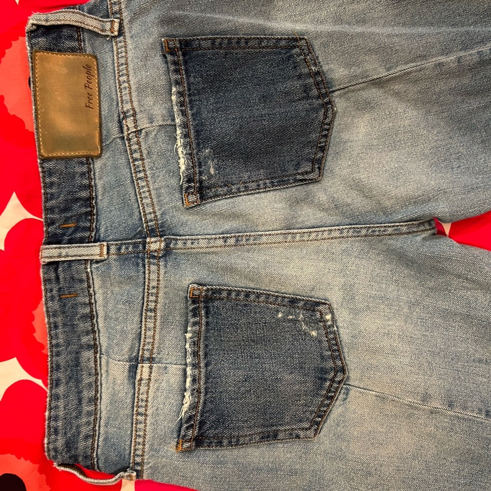 Free People women’s Blue Jeans - Picture 6 of 7